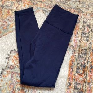 Ivivva navy leggings